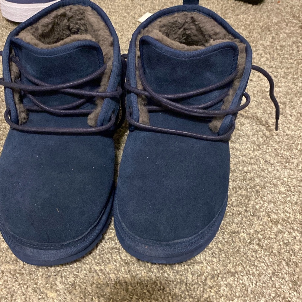 Navy blue uggs worn once